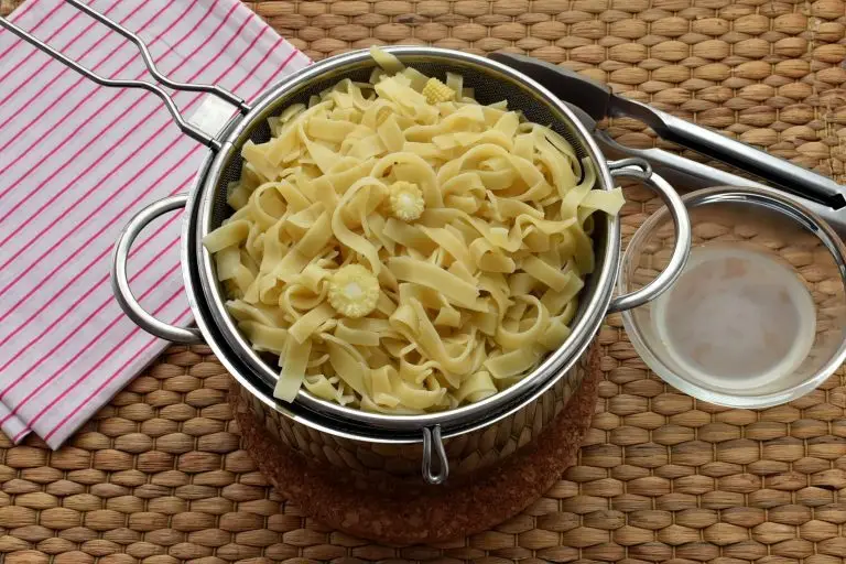 Step 1 - Pasta with Tomatoes Zucchini and Pesto