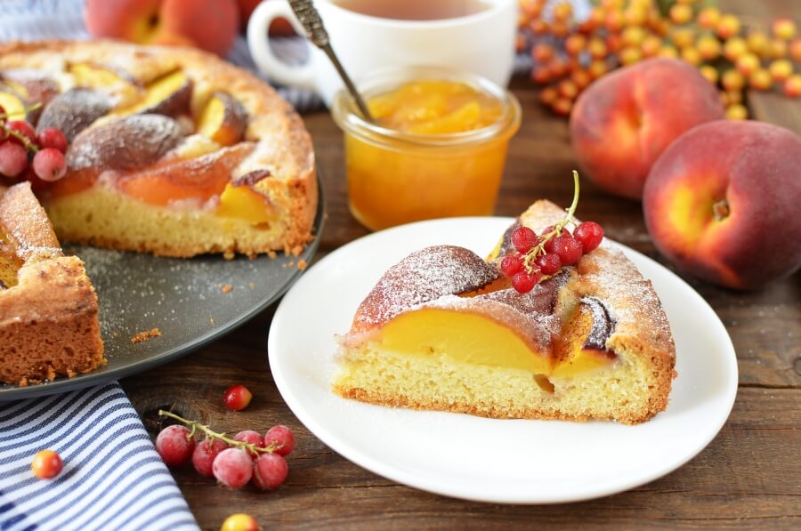 Peach Kuchen