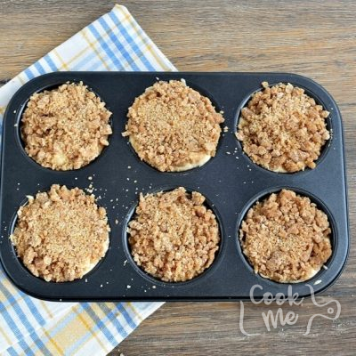 Peach Streusel Muffins recipe - step 8