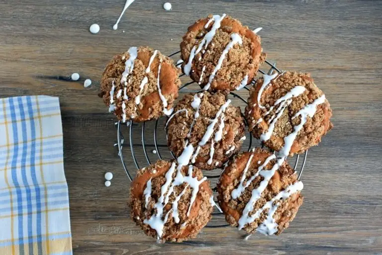 Step 10 - Peach Streusel Muffins