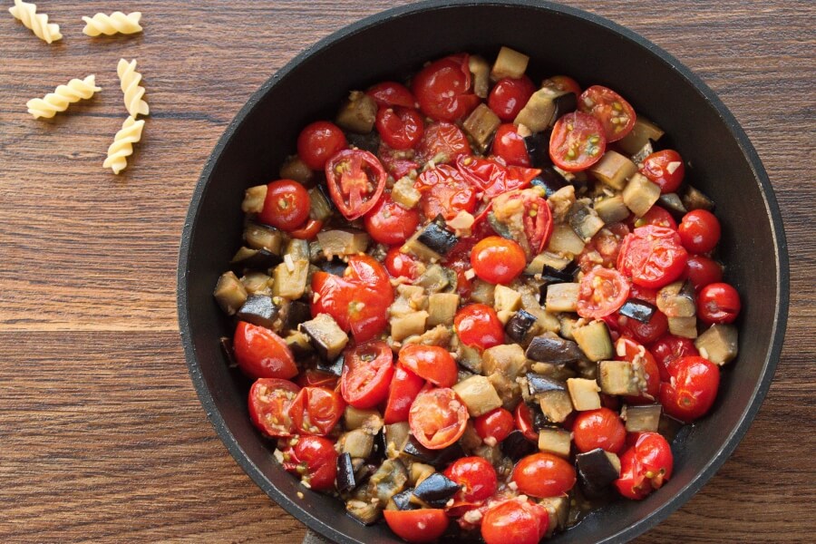 Perfect Pasta Salad with Tomatoes and Eggplant recipe - step 5
