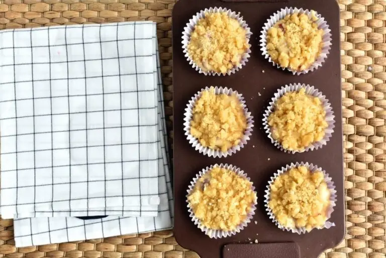 Step 8 - Raspberry Lemon Crumb Muffins