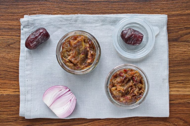Step 5 - Rhubarb and Date Chutney