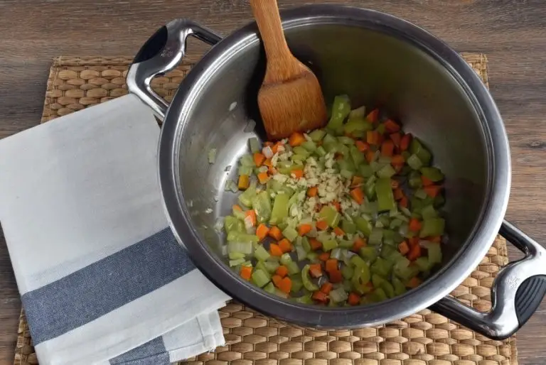 Step 2 - The Best Detox Cabbage Soup