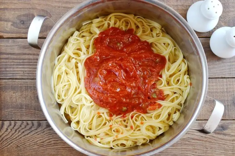 Step 4 - Tomato and Caper Linguine