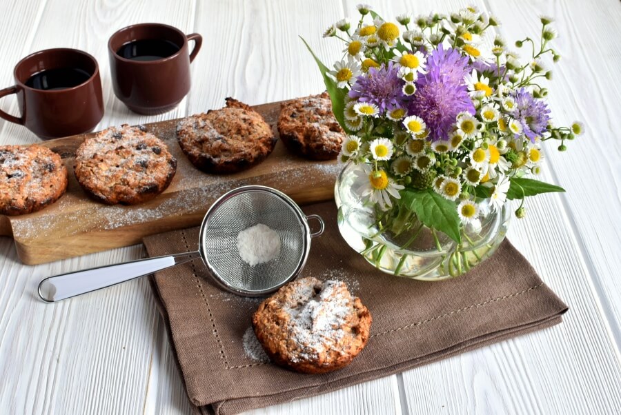 Vegan Banana Bread Breakfast Muffins