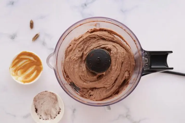 Step 1 - Vegan Chocolate Peanut Butter Banana Shake