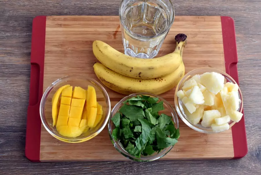 Ingredients for Perfect Vegan Green Smoothie