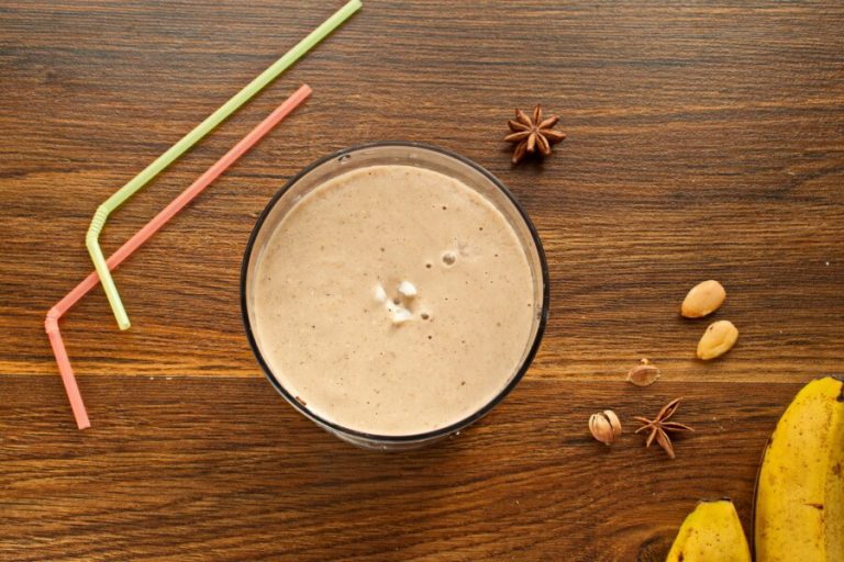 Step 2 - Vegan Vanilla Spice Breakfast Smoothie