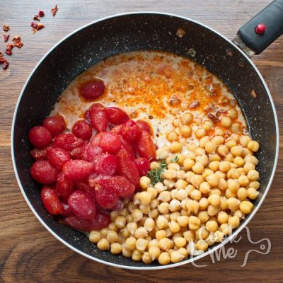 Vegan Tomato Chickpea & Coconut Soup recipe - step 3
