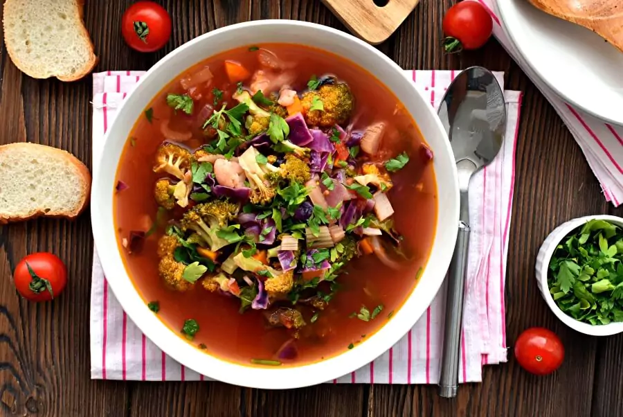 Vegetable Detox Soup
