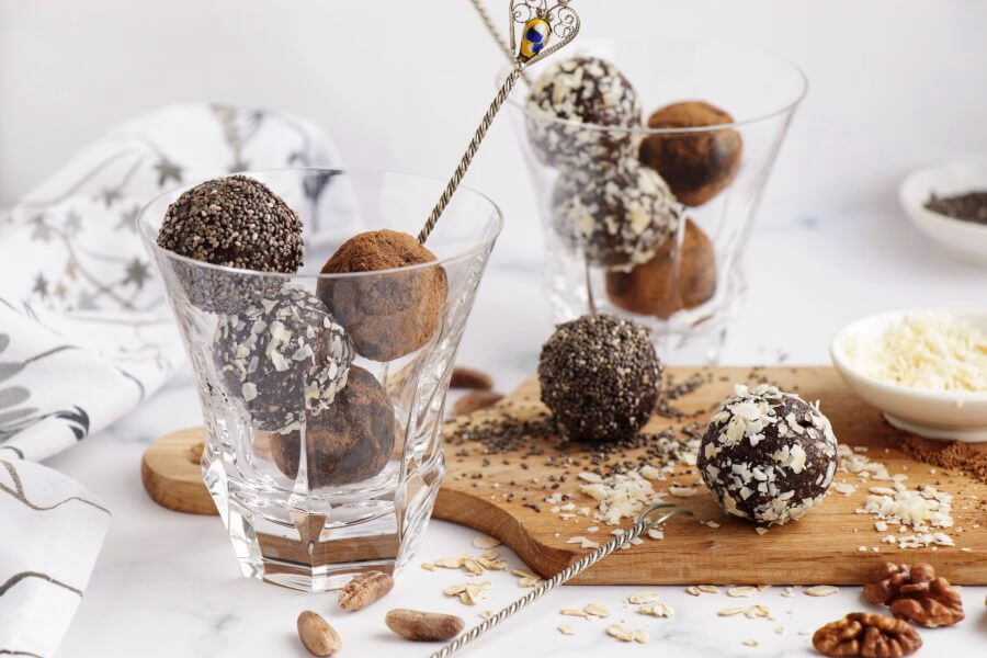 Walnut Bliss Balls with Chia, Coconut and Carob Recipe-Vegan Walnut Bliss Balls with Chia, Coconut and Carob-Delicious Walnut Bliss Balls with Chia, Coconut and Carob