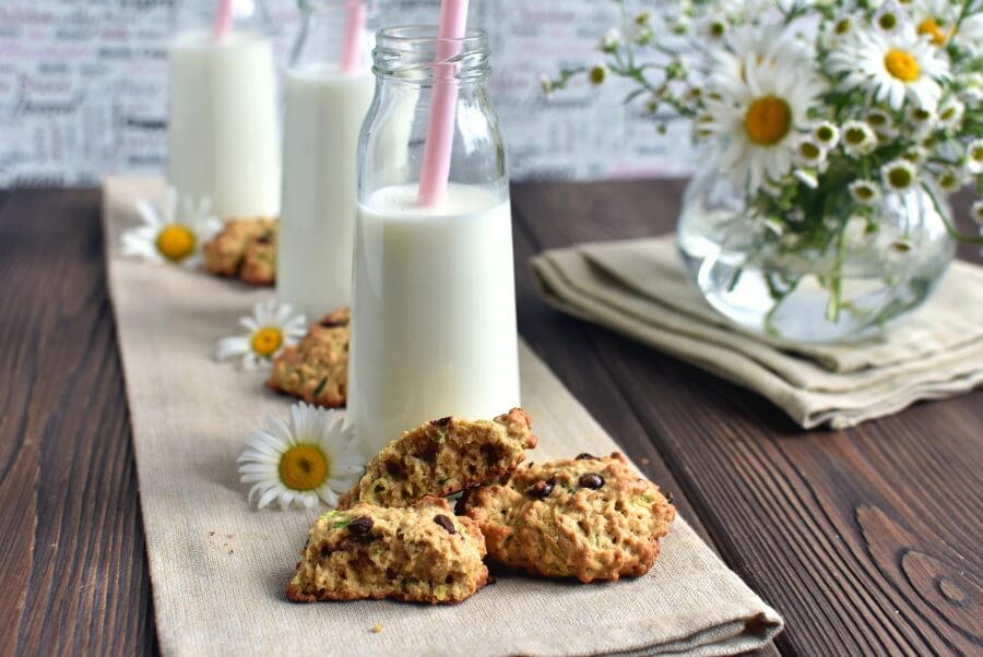 How to serve Zucchini Oatmeal Chocolate Chip Cookies