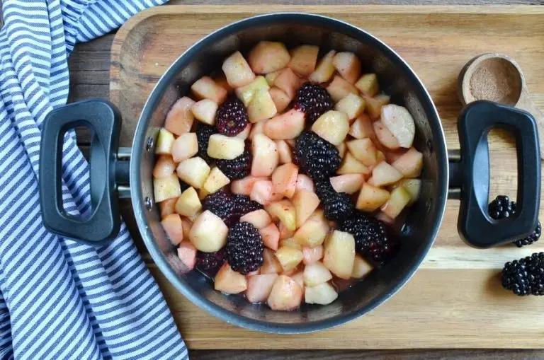 Step 8 - Apple and Blackberry Crumble