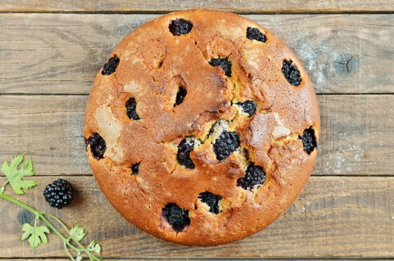 Step 7 - Blackberry Cake