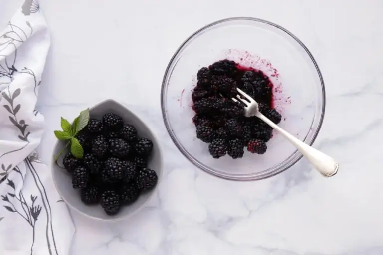 Step 3 - Blackberry Ricotta Pizza with Basil