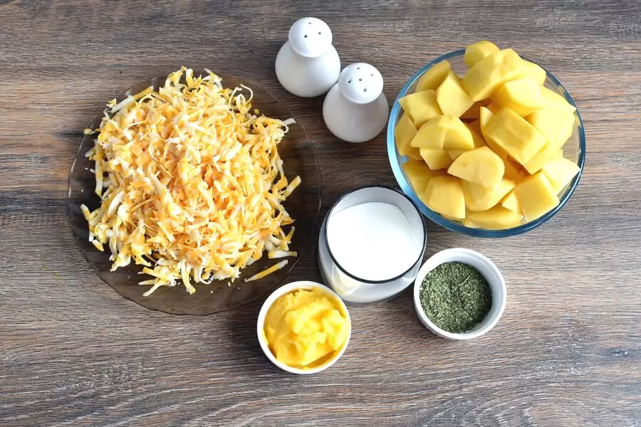 Ingredients for Cheesy Mashed Potato Cups