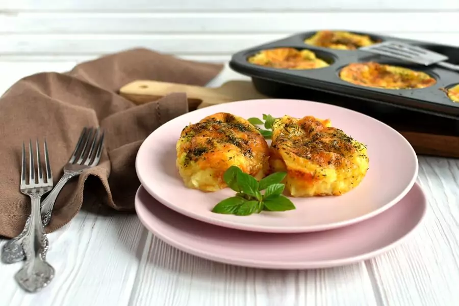 Cheesy Mashed Potato Cups