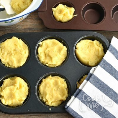 Cheesy Mashed Potato Cups recipe - step 4