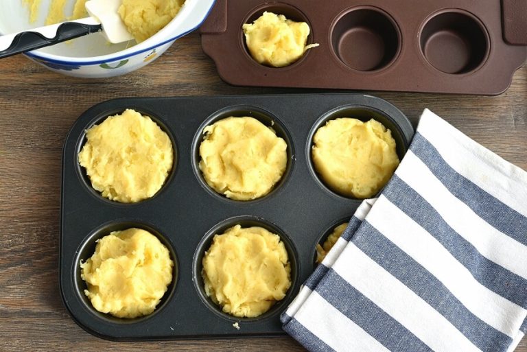 Step 4 - Cheesy Mashed Potato Cups