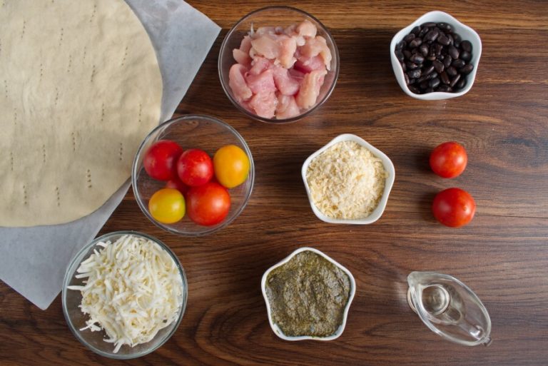 Chicken Pizza Recipe - Cook.me Recipes