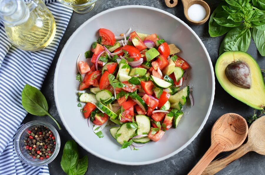 How to serve Cucumber Tomato and Avocado Salad