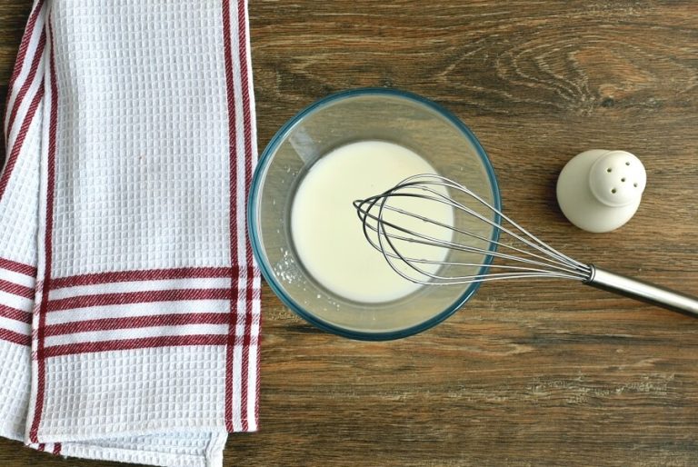 Step 1 - Easy Strawberry Blackberry Pudding