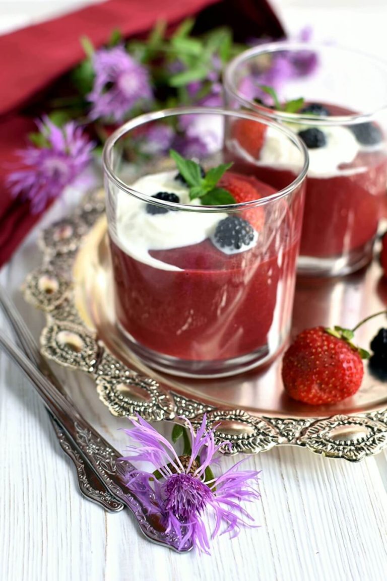 Easy Strawberry Blackberry Pudding Recipe Cook.me Recipes