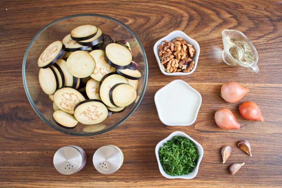 Ingridiens for Eggplant with Yogurt and Dill