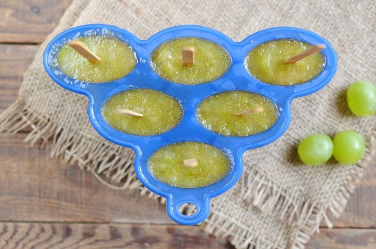 Step 3 - Green Grape Popsicles