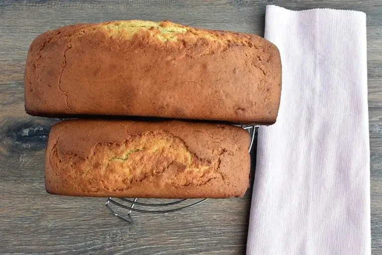 Step 8 - Glazed Spiced Rum Pound Cake