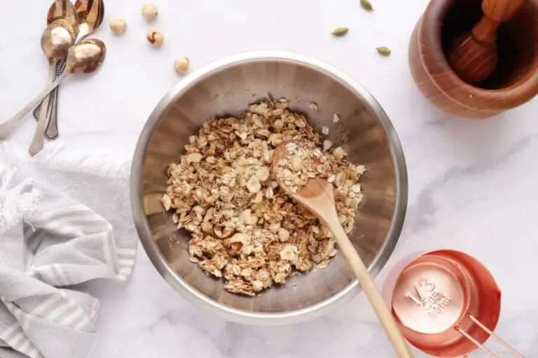 Step 3 - Granola Pots with Blackberries