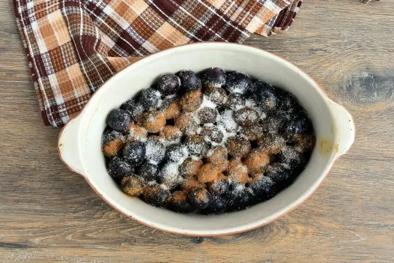 Step 3 - Gluten Free Grape Crisp