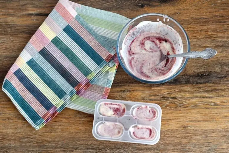 Step 4 - Grape and Greek Yogurt Popsicles