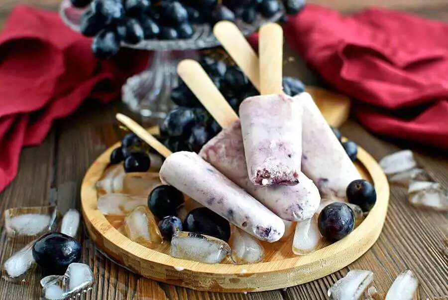 Grape and Greek Yogurt Popsicles