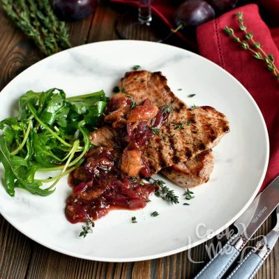 Grilled Pork Chops with Plums and Arugula Recipe-How to make Grilled Pork Chops with Plums and Arugula-Delicious Grilled Pork Chops with Plums and Arugula