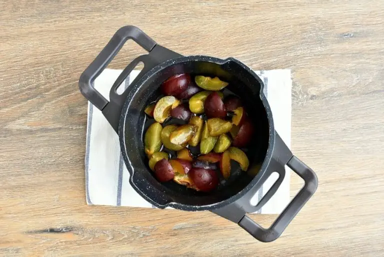 Step 1 - Healthy Vegan Plum Slice