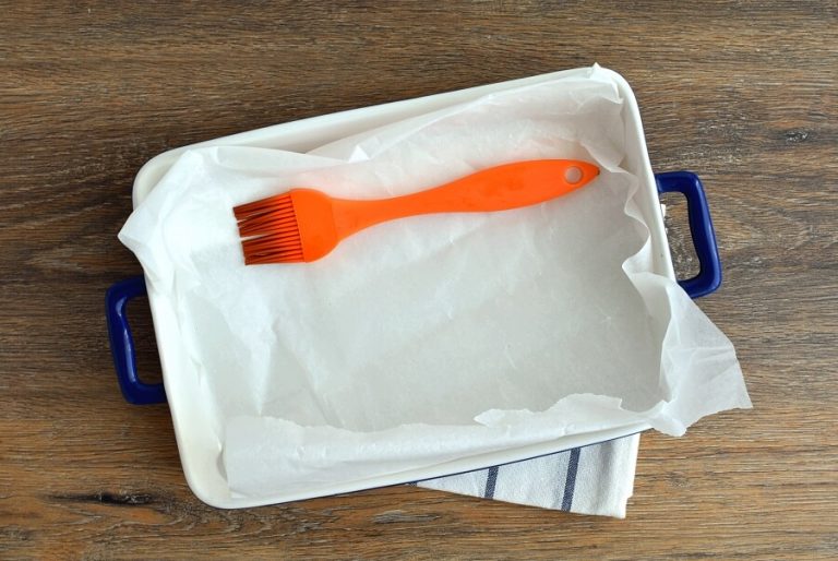 Healthy Vegan Plum Slice Recipe Cook.me Recipes