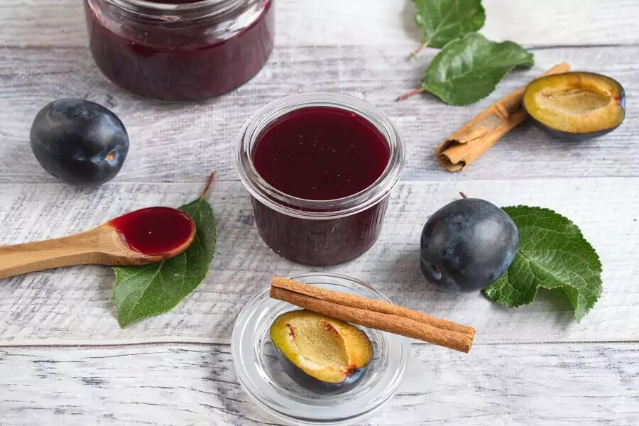 Low Sugar Cinnamon and Plum Jam