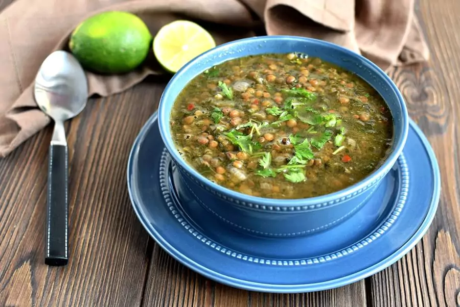 Mediterranean Spicy Spinach Lentil Soup