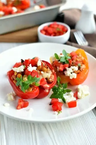 Mediterranean Stuffed Peppers