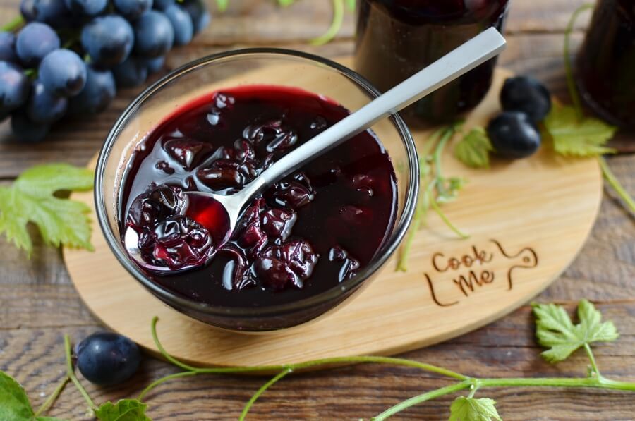 How to serve Old Fashioned Grape Jam