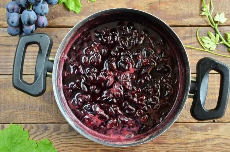 Step 4 - Old Fashioned Grape Jam