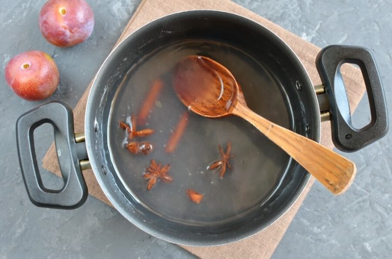 Plum Compote Recipe Cook.me Recipes