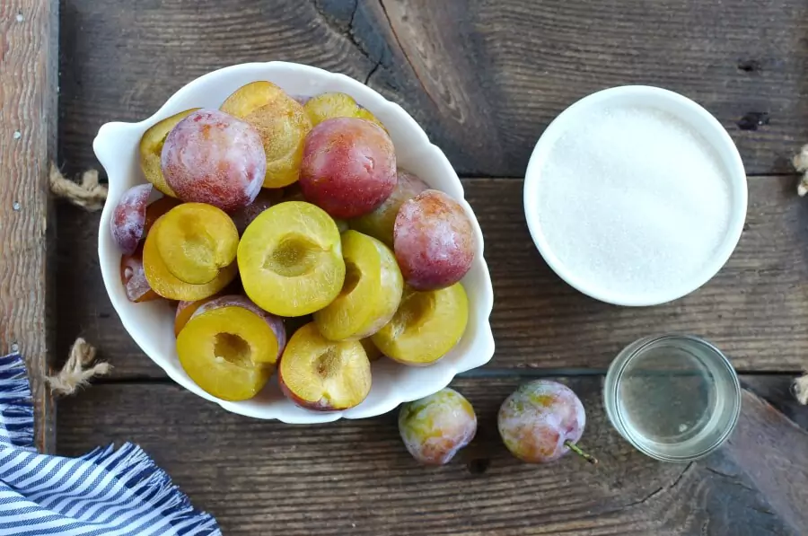 Ingredients for Plum Jam
