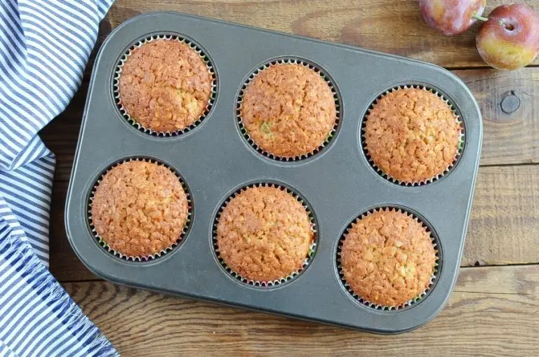 Plum Oat Muffins recipe - step 6