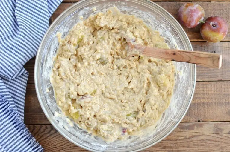Plum Oat Muffins recipe - step 4