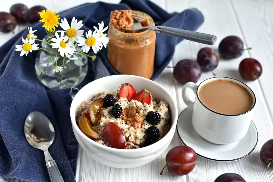 Plum Poppy Seed Oatmeal