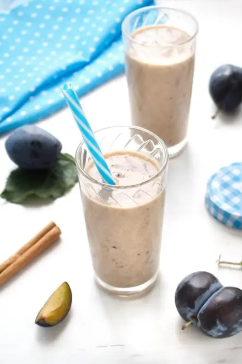 Vegan Plum Quinoa Smoothie