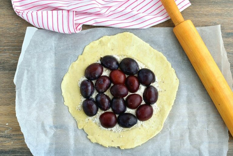 Step 7 - Plum Tart